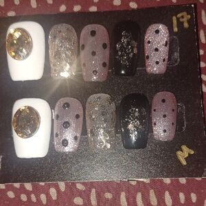 Hand Crafted Black and White Nail Set with Glitter Accents
